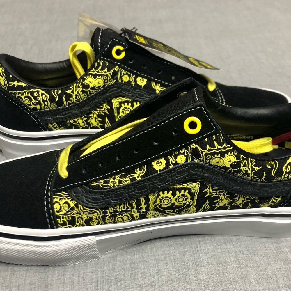 Vans Old Skool Black and Yellow SpongeBob Gigliotti Graphic - Picture 8 of 10